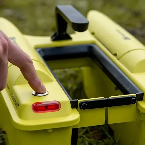 Ridgemonkey Hunter 750 Bait Boat Hi Viz