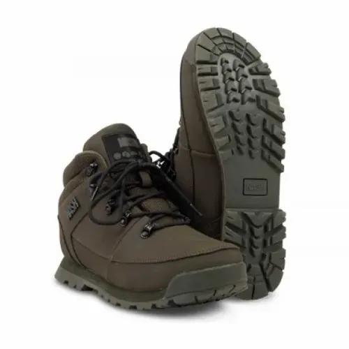 Nash Trail Boots Size 40