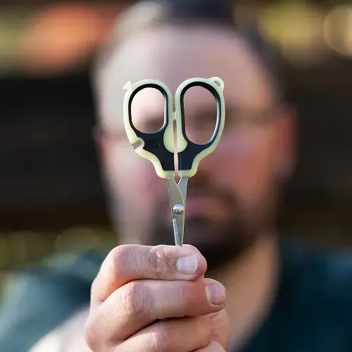 Ridgemonkey Nite Glo Strip N-Snip Scissors
